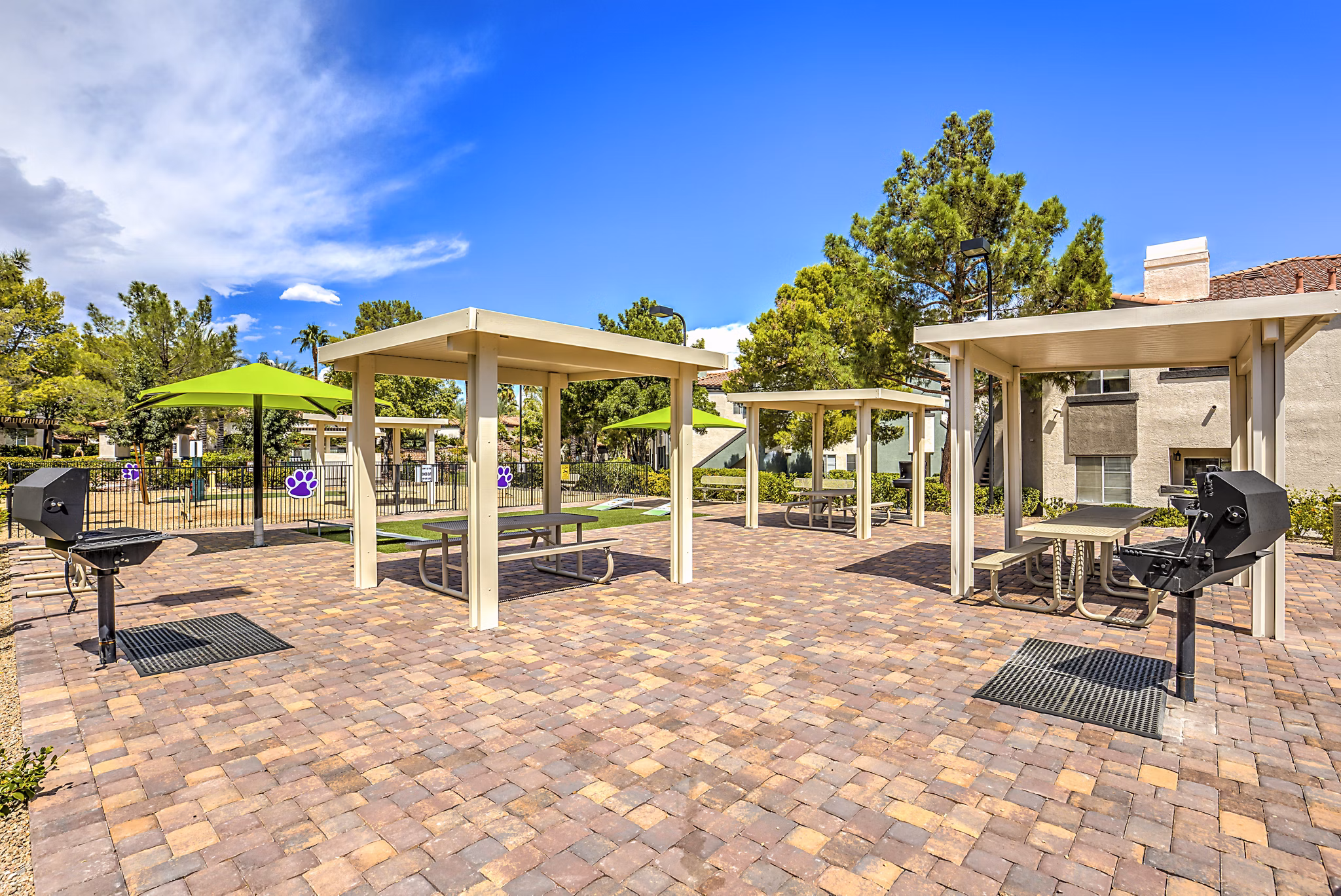 Patio at The Avondale Apartments