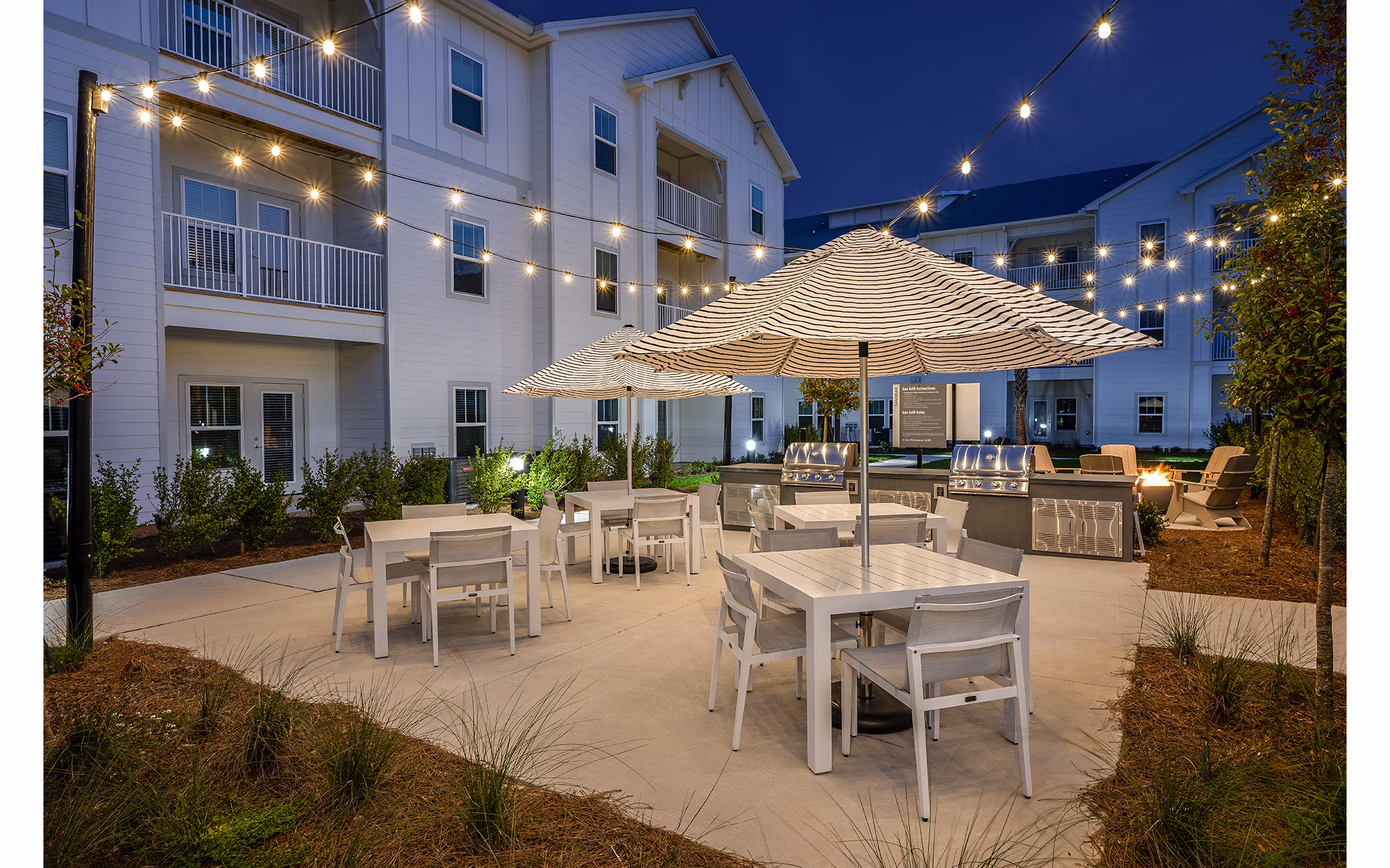 grill area at Milano Apartments