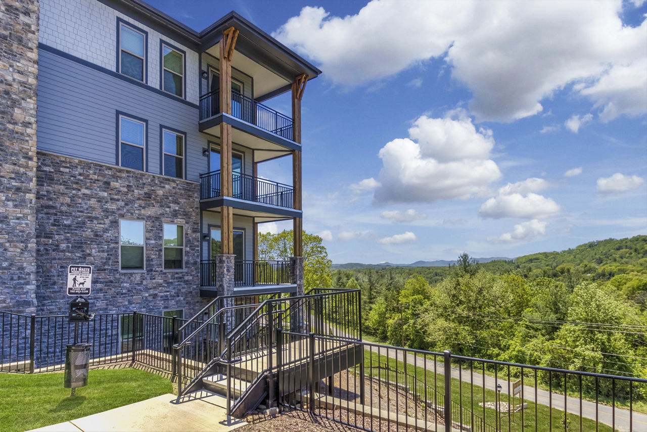 Enclave Piney Mountain Asheville Nc 3 of 12