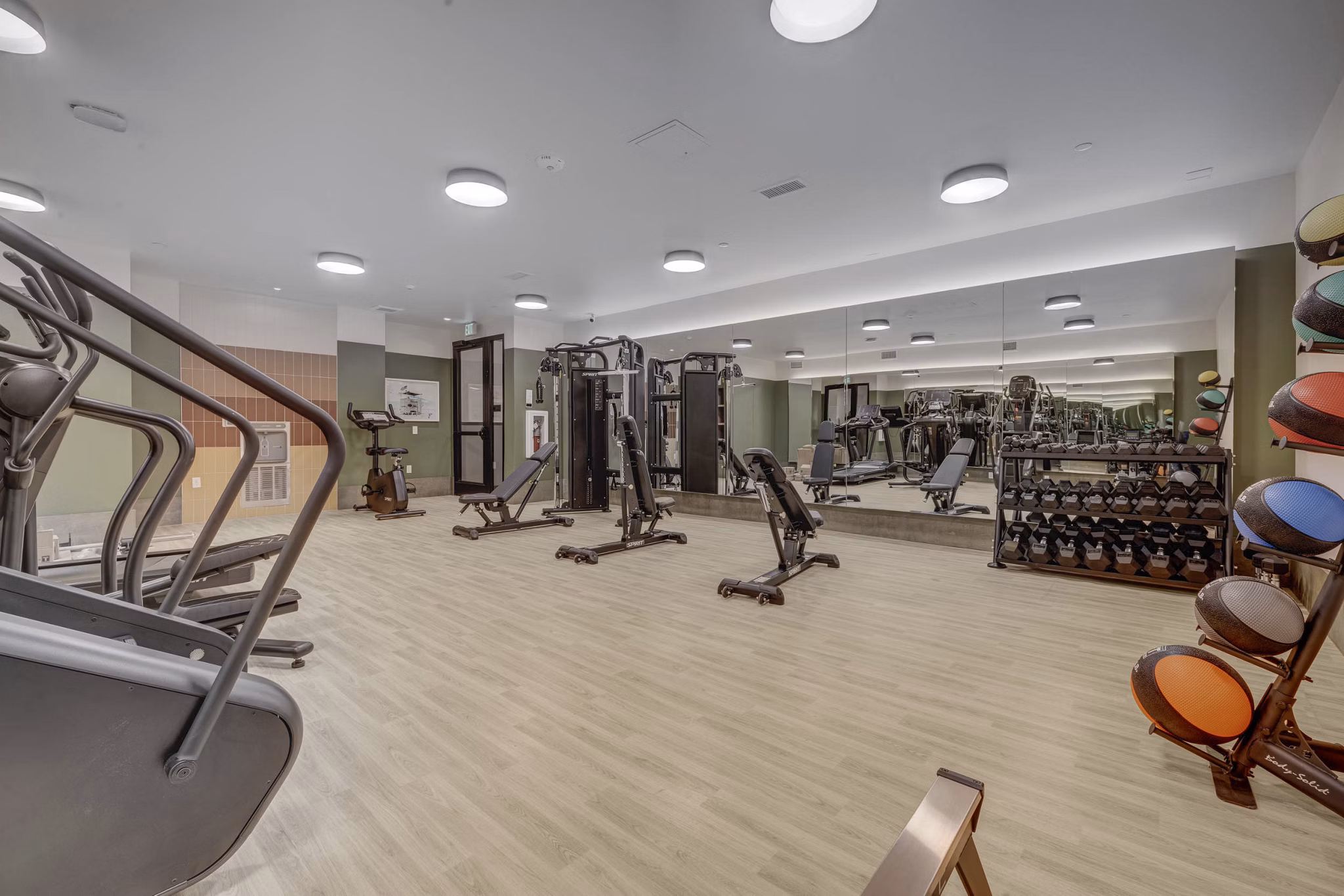 fitness center at Journeyman Apartments 