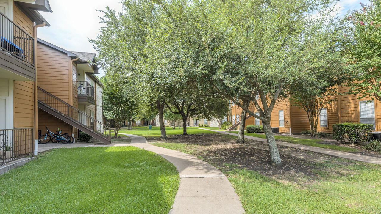 Stone Brook Baytown Tx 3 of 12