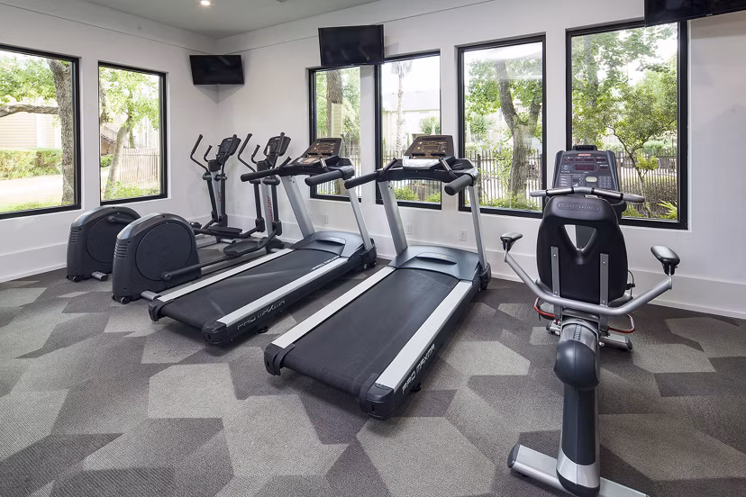 fitness center at Stone Brook Apartments