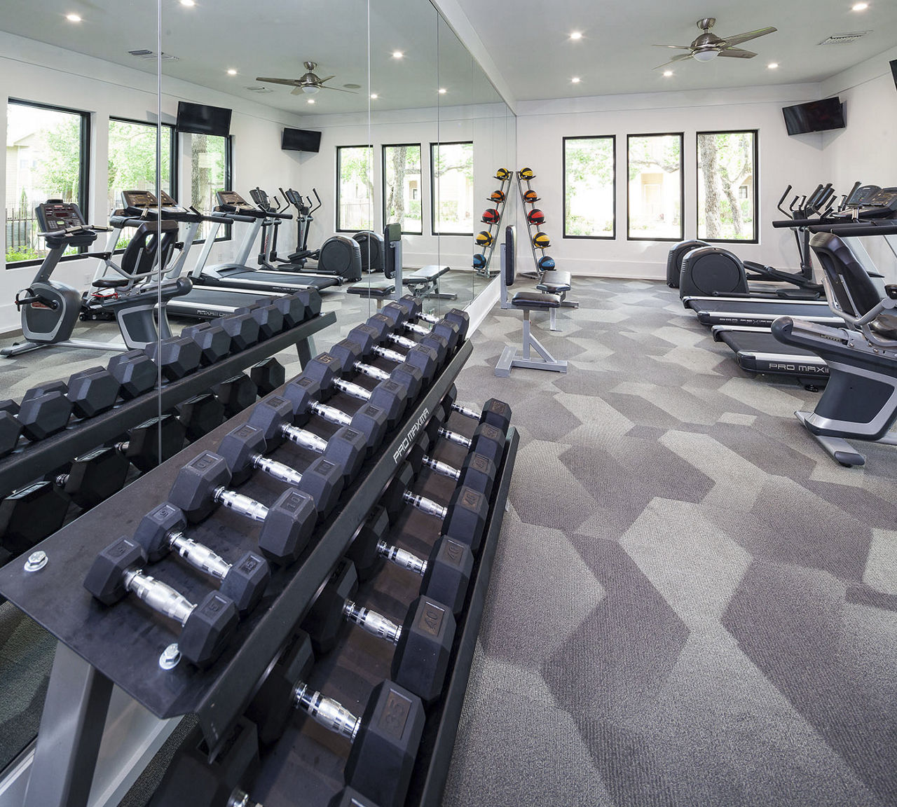 Gym at Stone Brook (5 of 5)