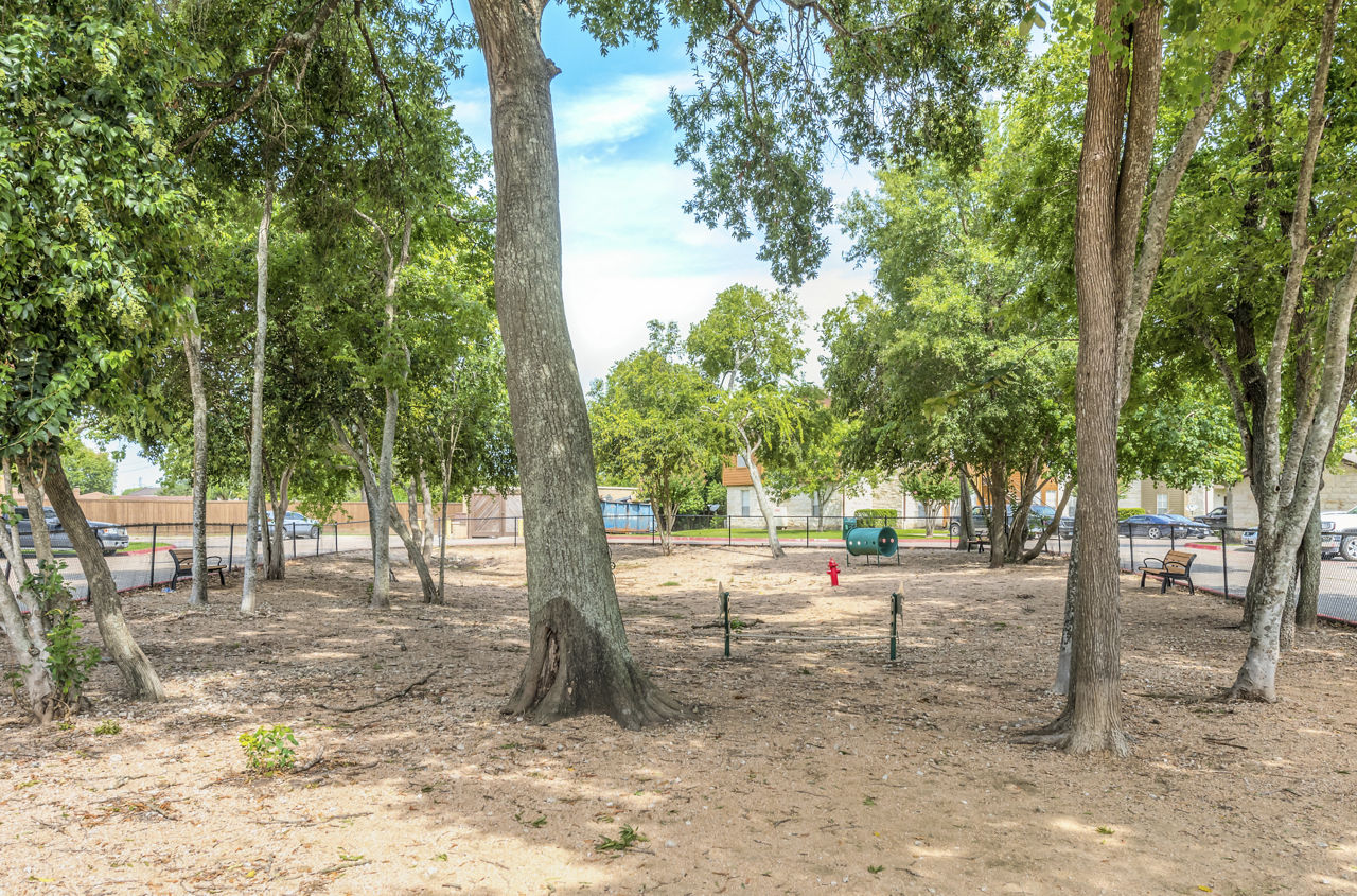 Dog park at Stone Brook (1 of 2)