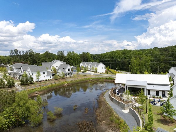exterior at Hayloft Suwanee Apartments 