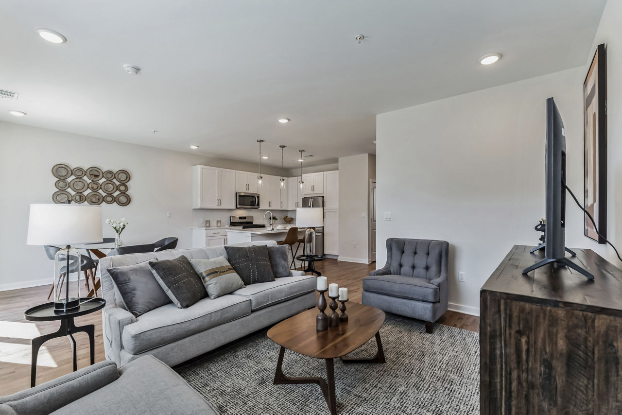 Summerhill 21 of 33
