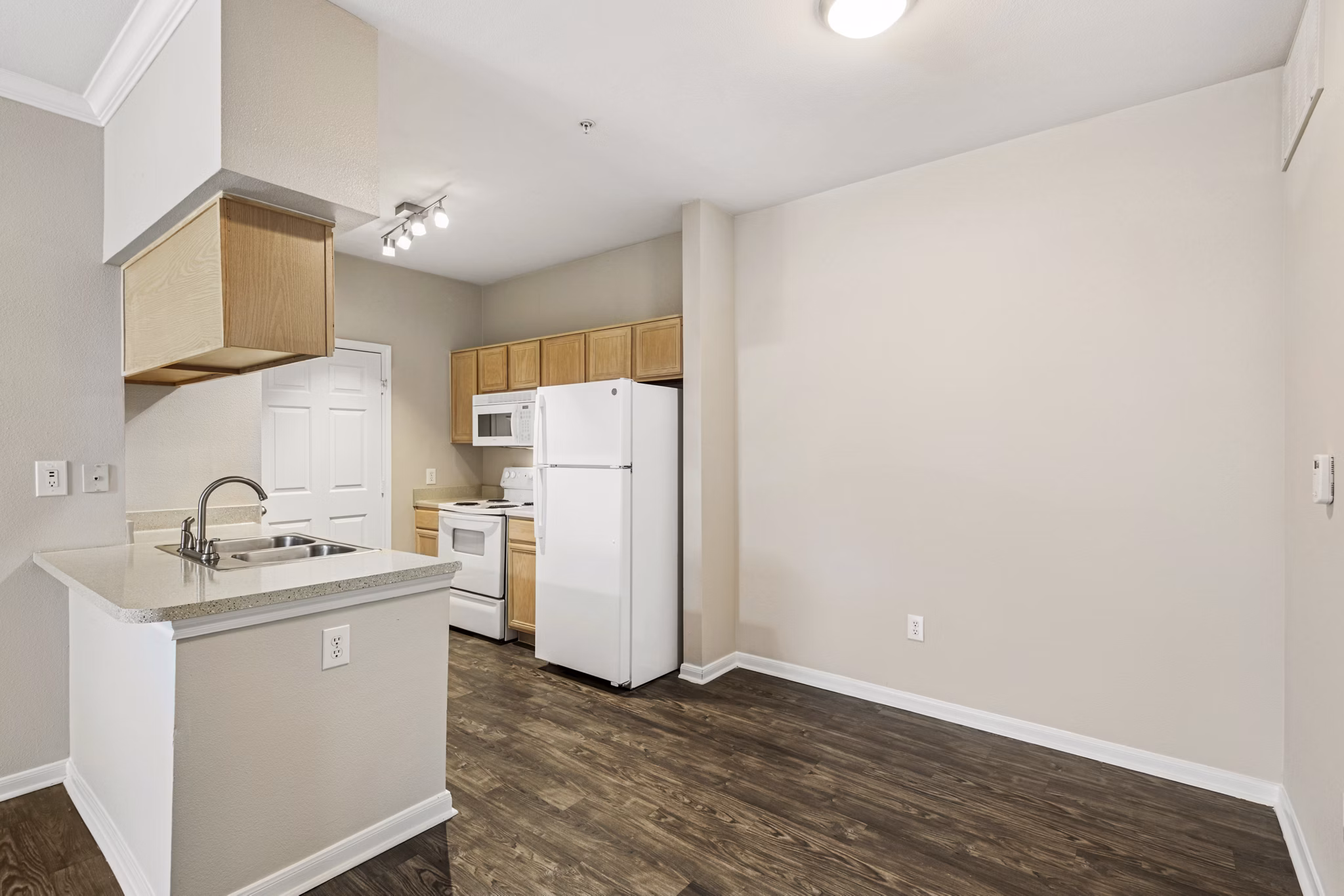 kitchen at Lakeshore Villas ApaApartments
