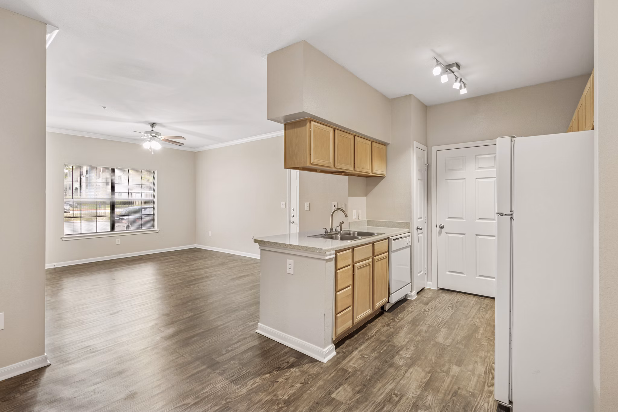 kitchen at Lakeshore Villas ApaApartments