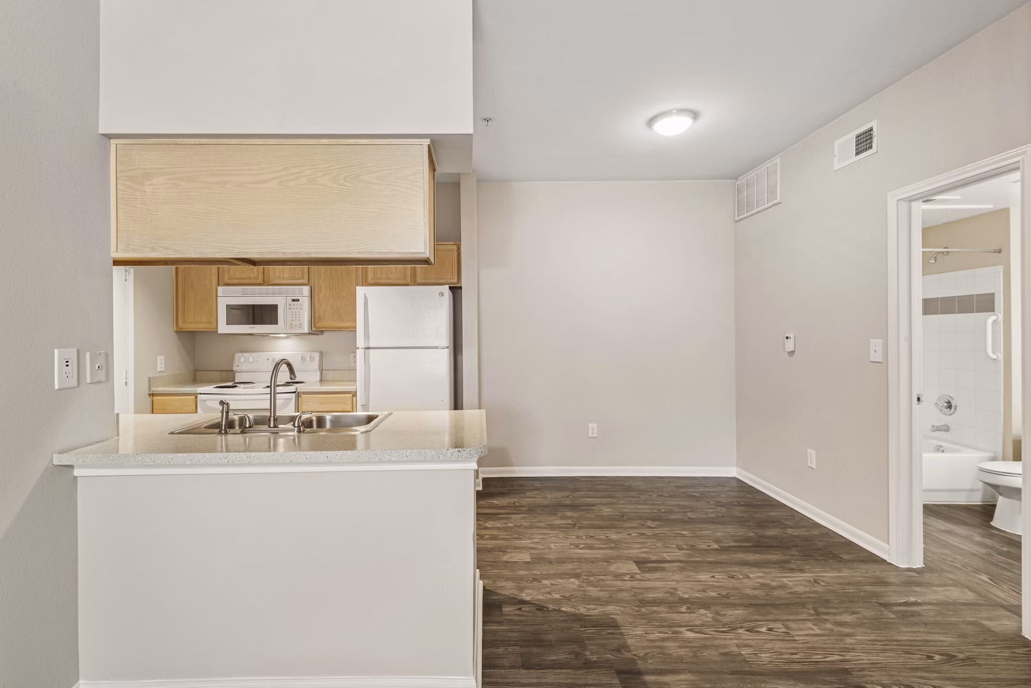 kitchen at Lakeshore Villas ApaApartments