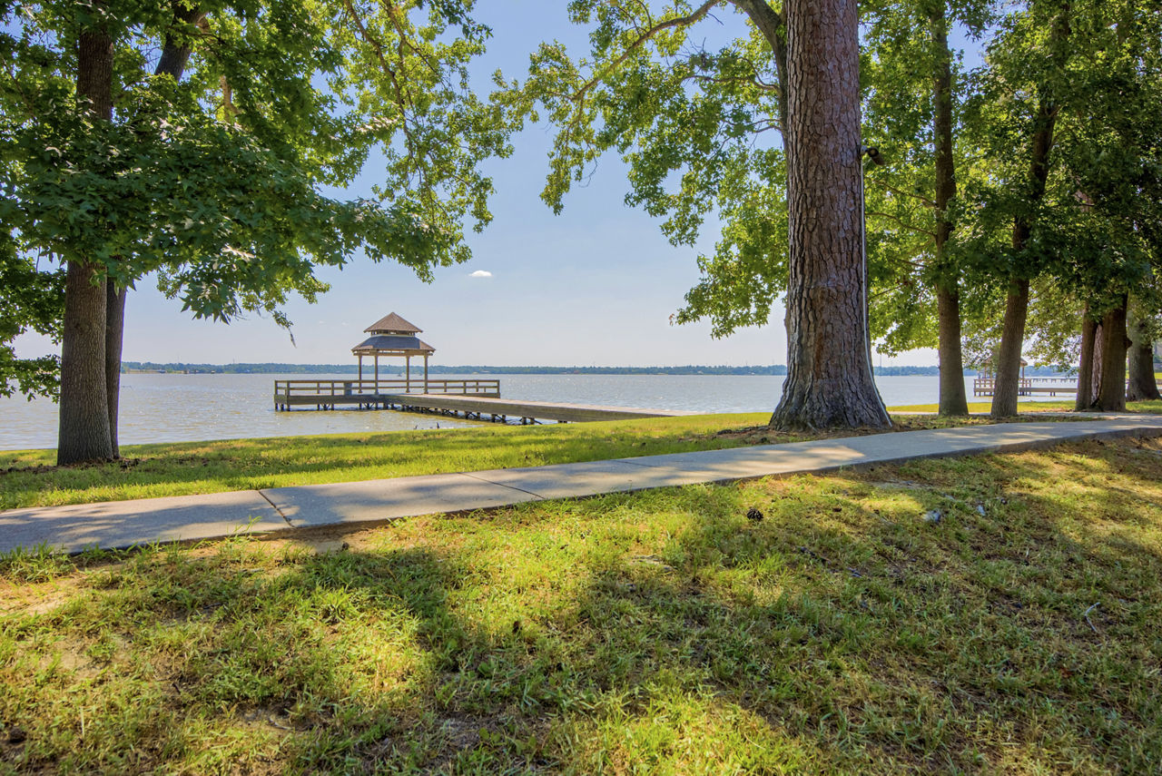 Lakeshore Villas Humble Tx 8 of 12