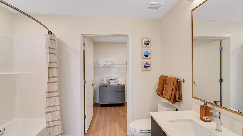 bathroom at Heartwood Apartments