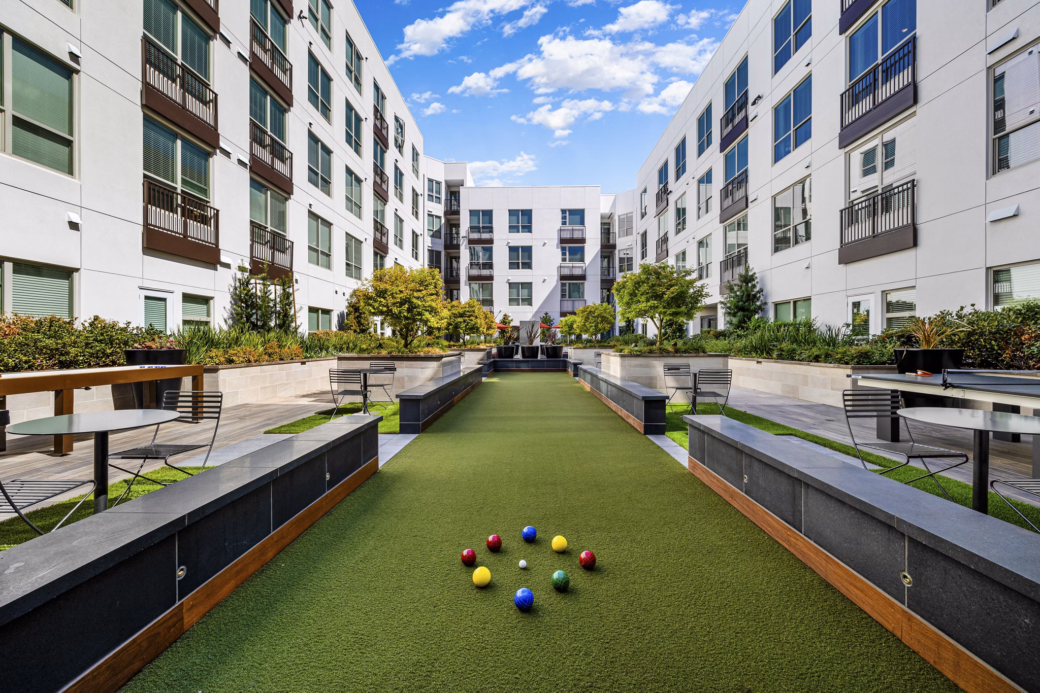 patio at The Overlook at Walnut Creek Apartments