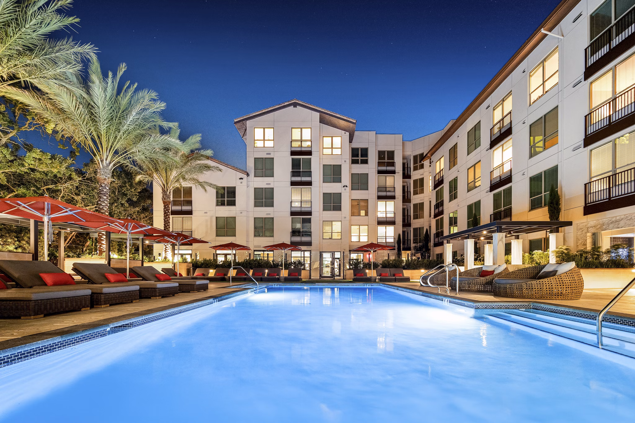 pool at The Overlook at Walnut Creek Apartments