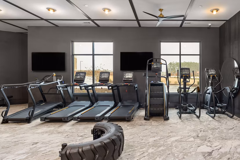 fitness center at Emorie Apartments