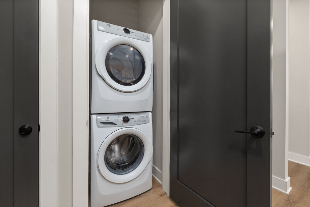 Laundry room at Emorie Apartments And Townhomes