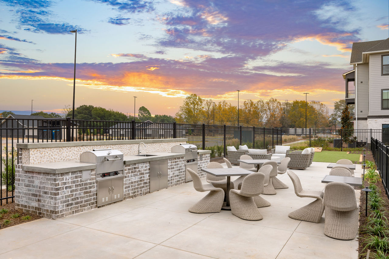 Grill area at The Canter Apartments (1 of 3)