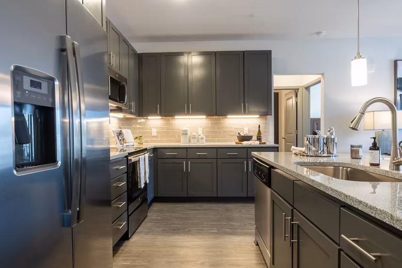 kitchen at Amberleigh South Apartments