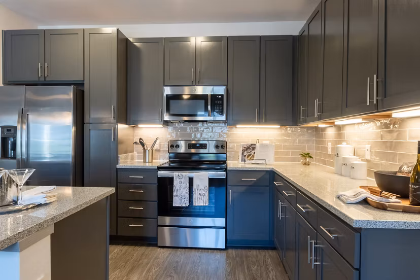 kitchen at Amberleigh South Apartments