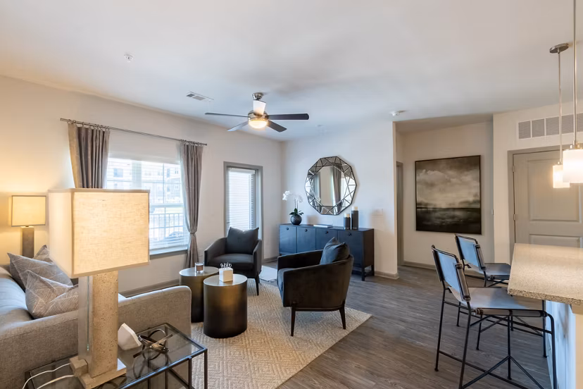 living room at Amberleigh Southb Apartments