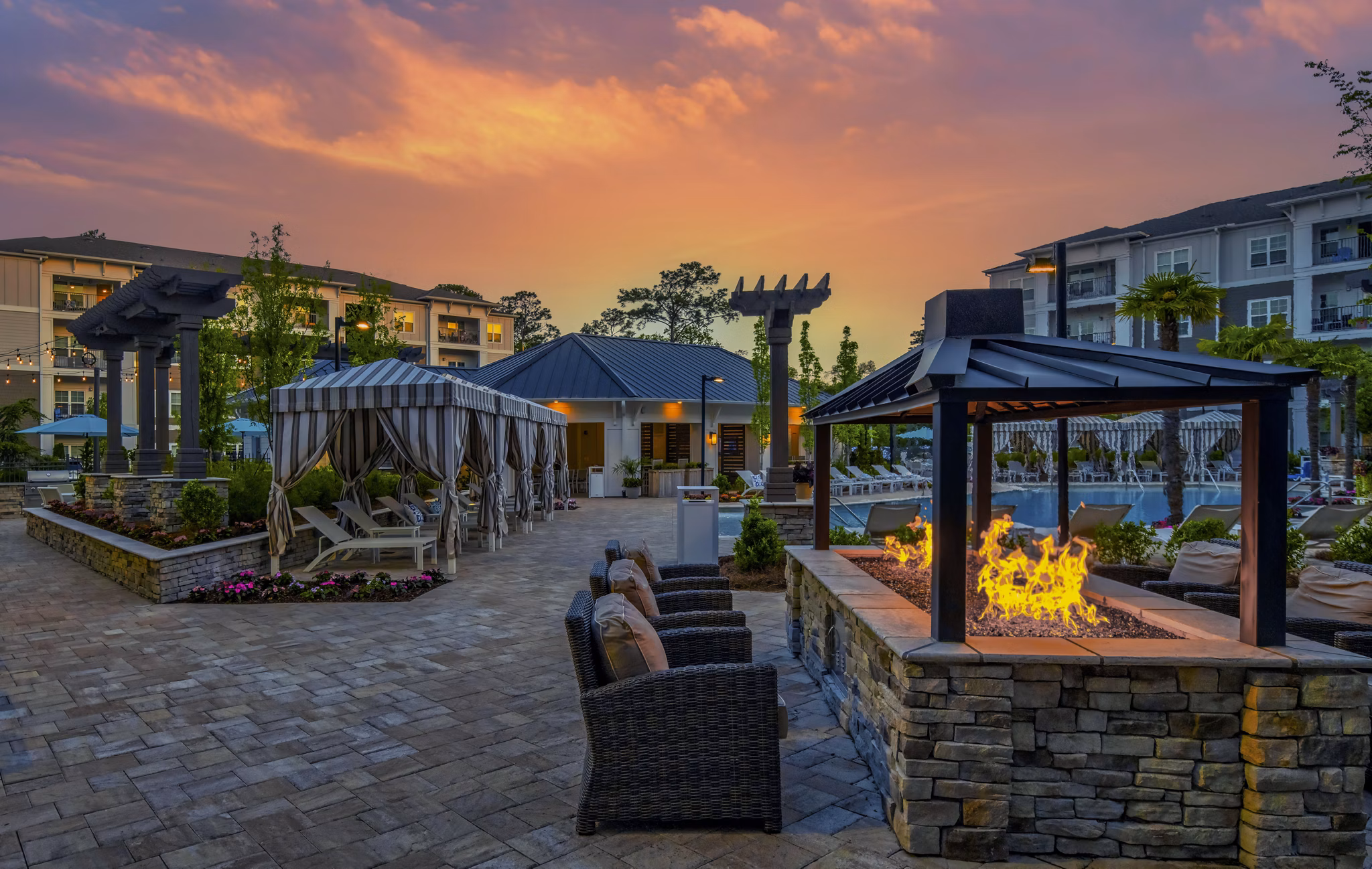 fire pit at Amberleigh South Apartments