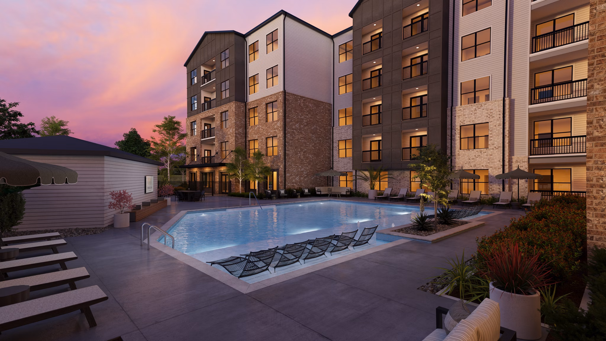 pool at Marlowe Chamblee Apartments 