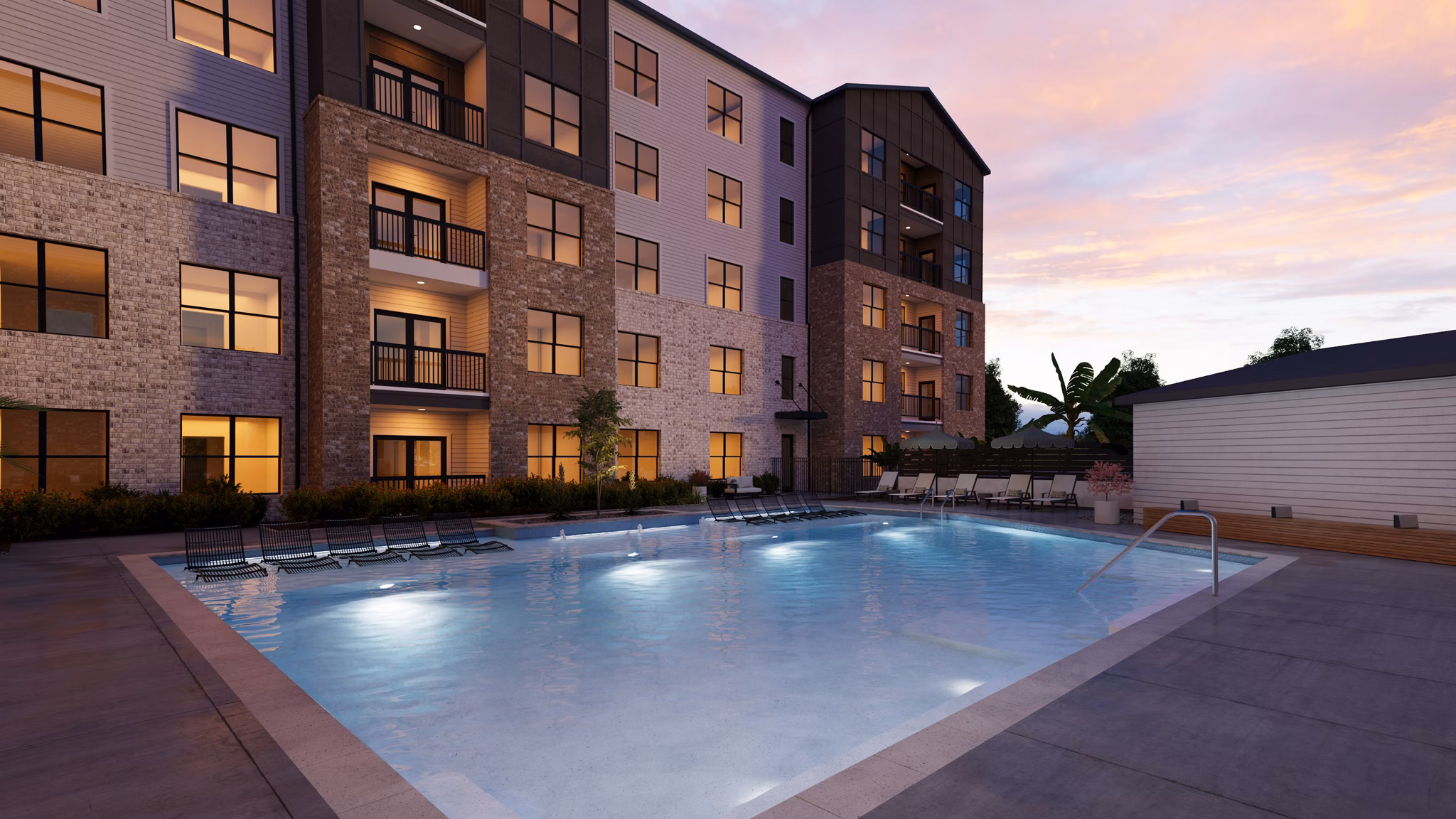 pool at Marlowe Chamblee Apartments 