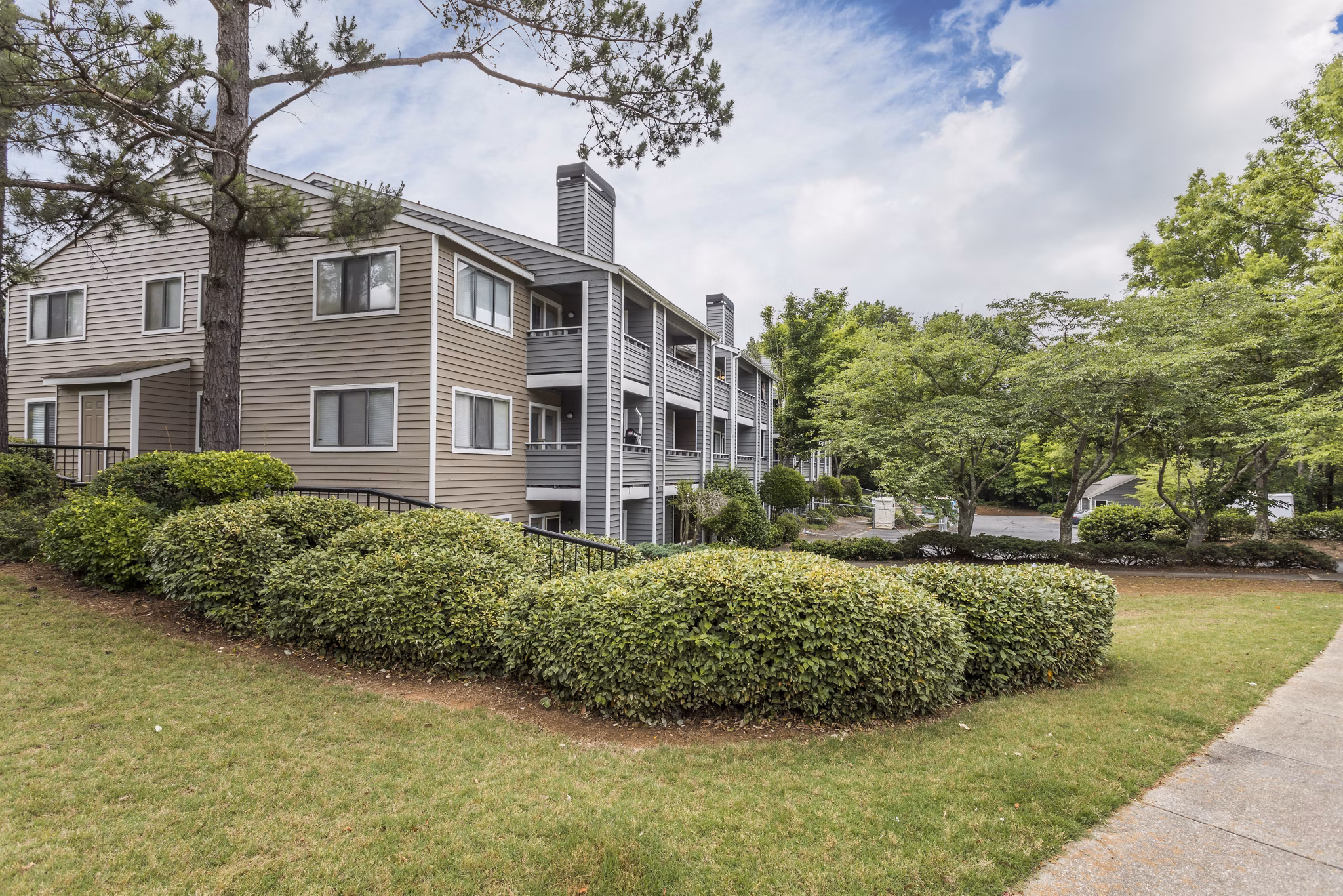building at Crestmont Apartments Apartments