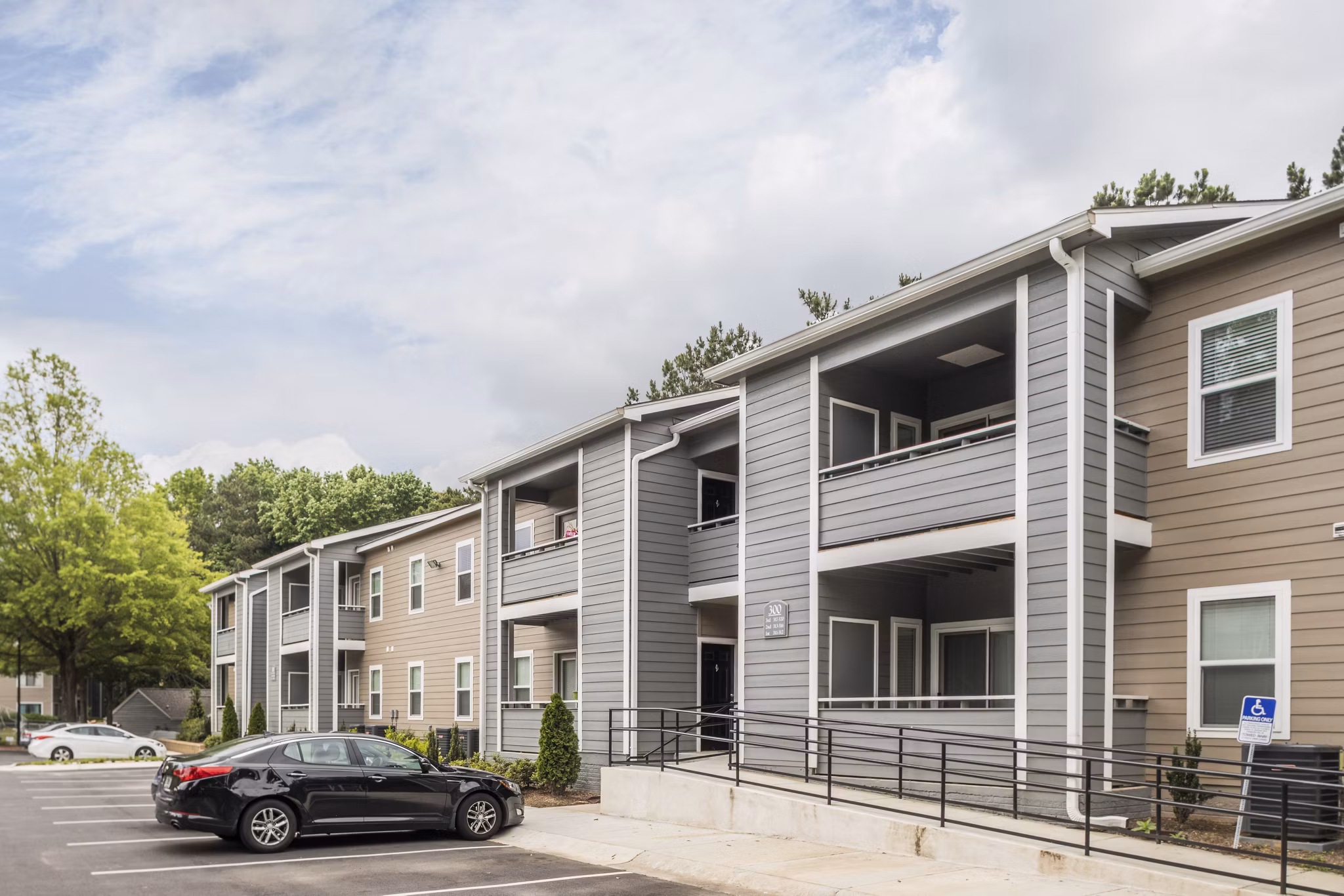building at Crestmont Apartments Apartments