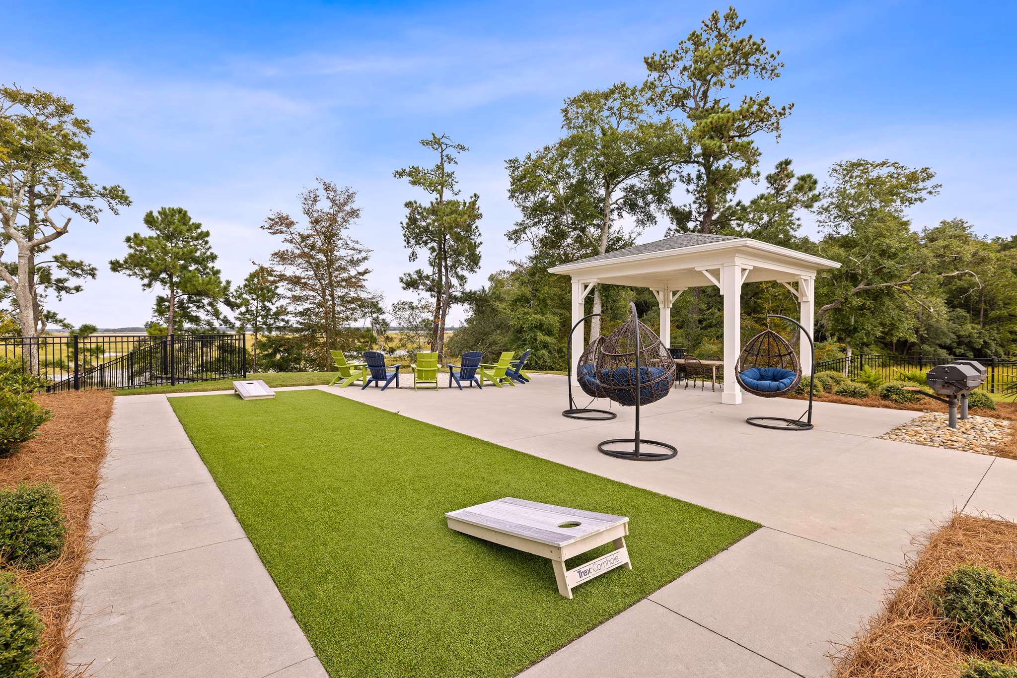 dog park at Overlook Point Apartments 