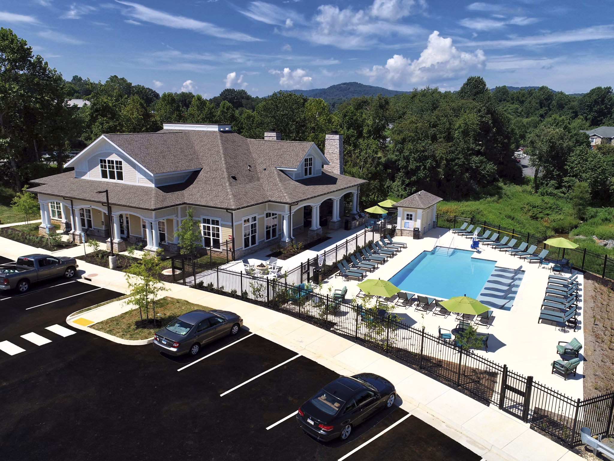 clubhouse/pool at 5th Street Place Apartments