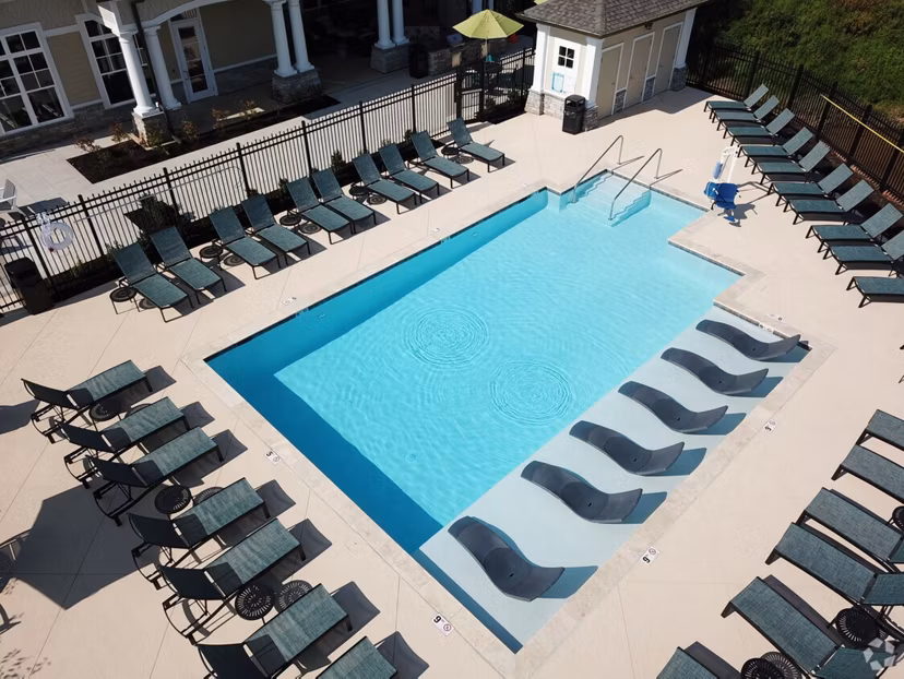 pool at 5th Street Place Apartments