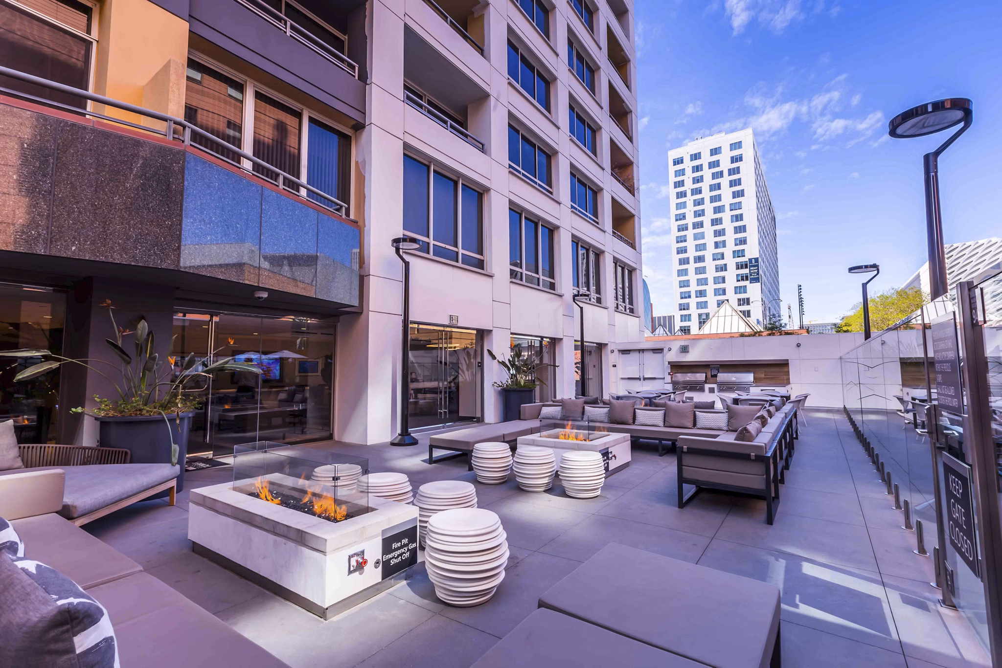courtyard at Museum Tower Apartments