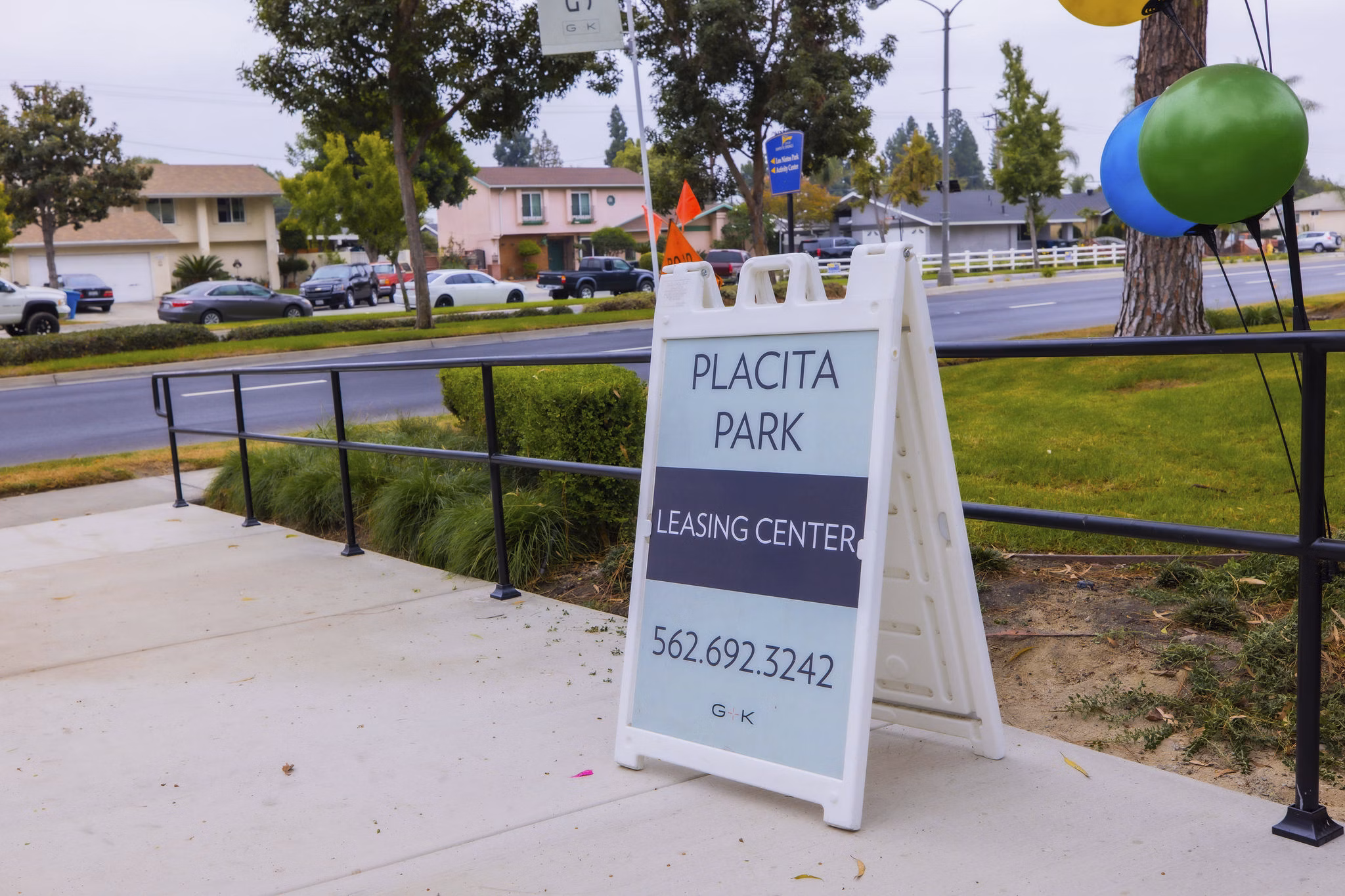 building at Placita Park Apartments