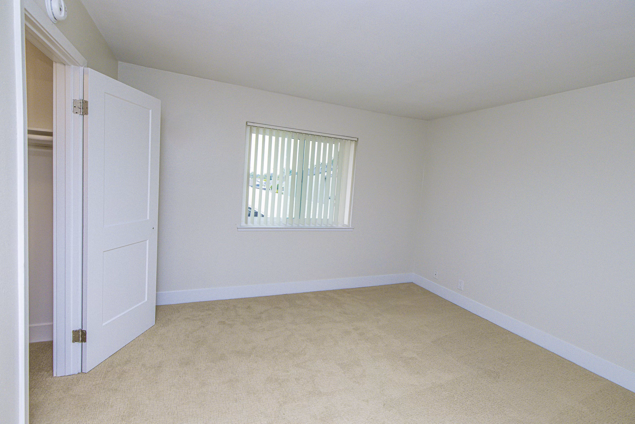 living room at Placita Park Apartments