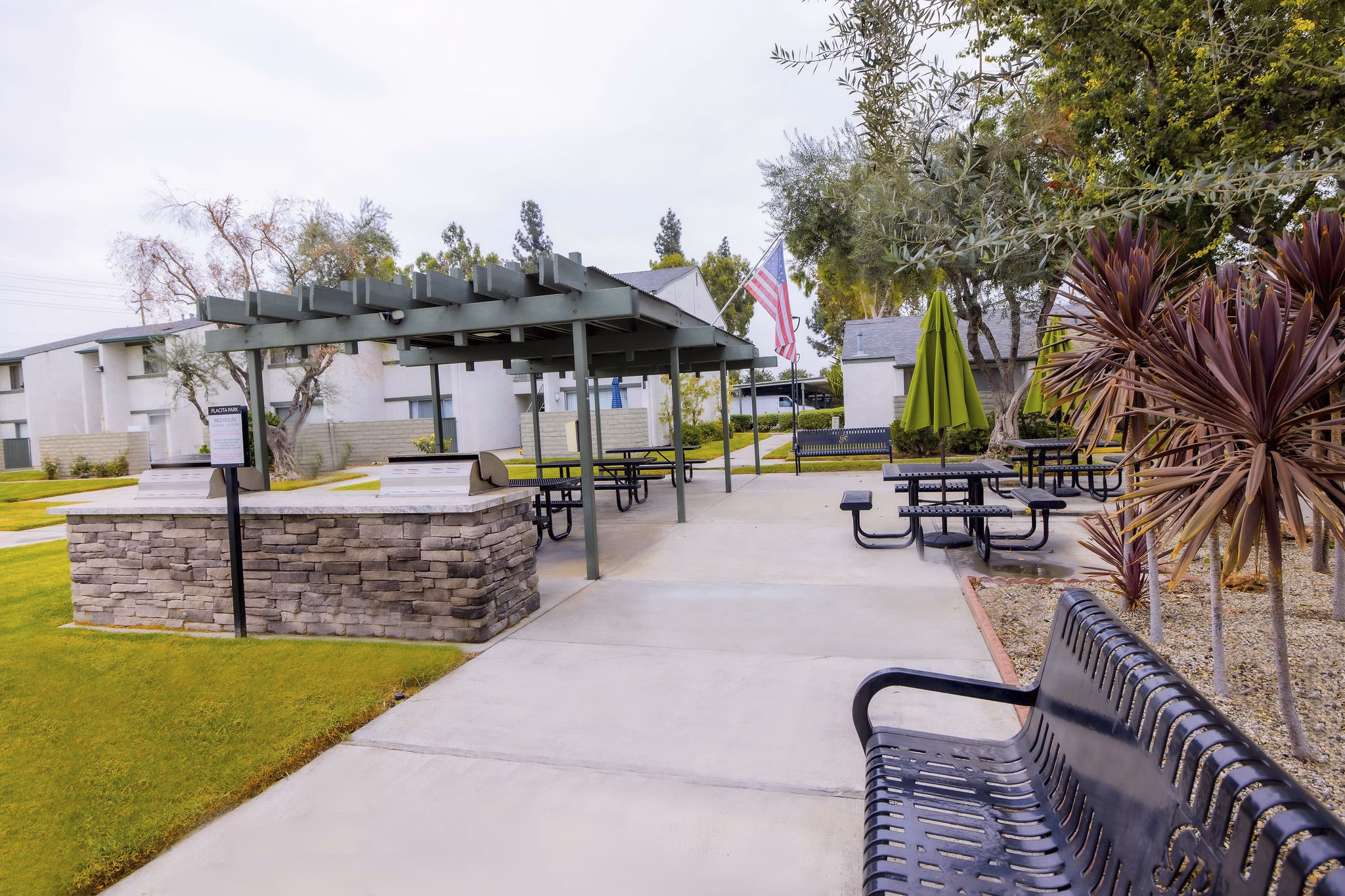 grill area at Placita Park Apartments