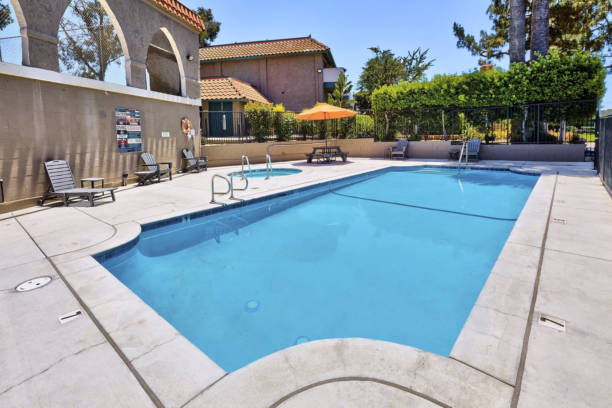 Pool at Windwood Apartments
