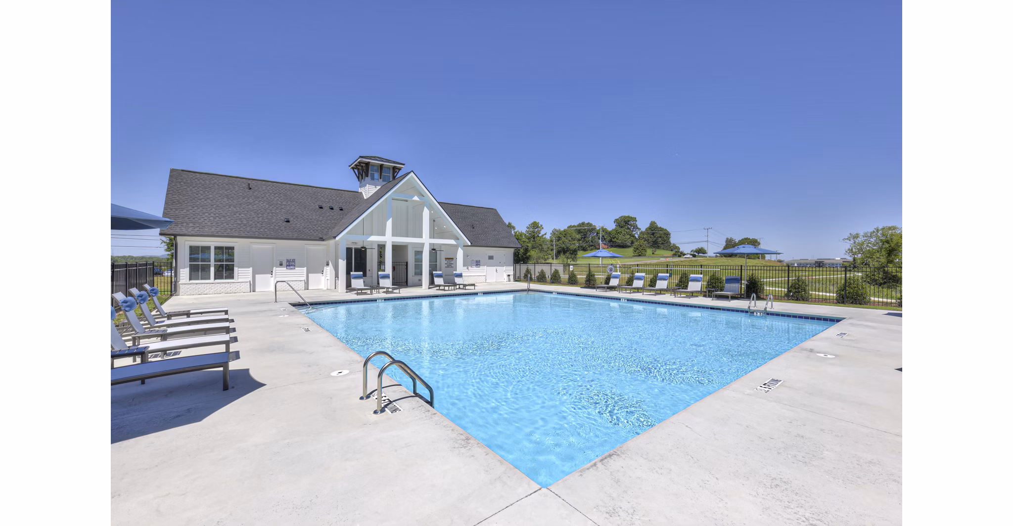 pool at 1104 Residences Apartments