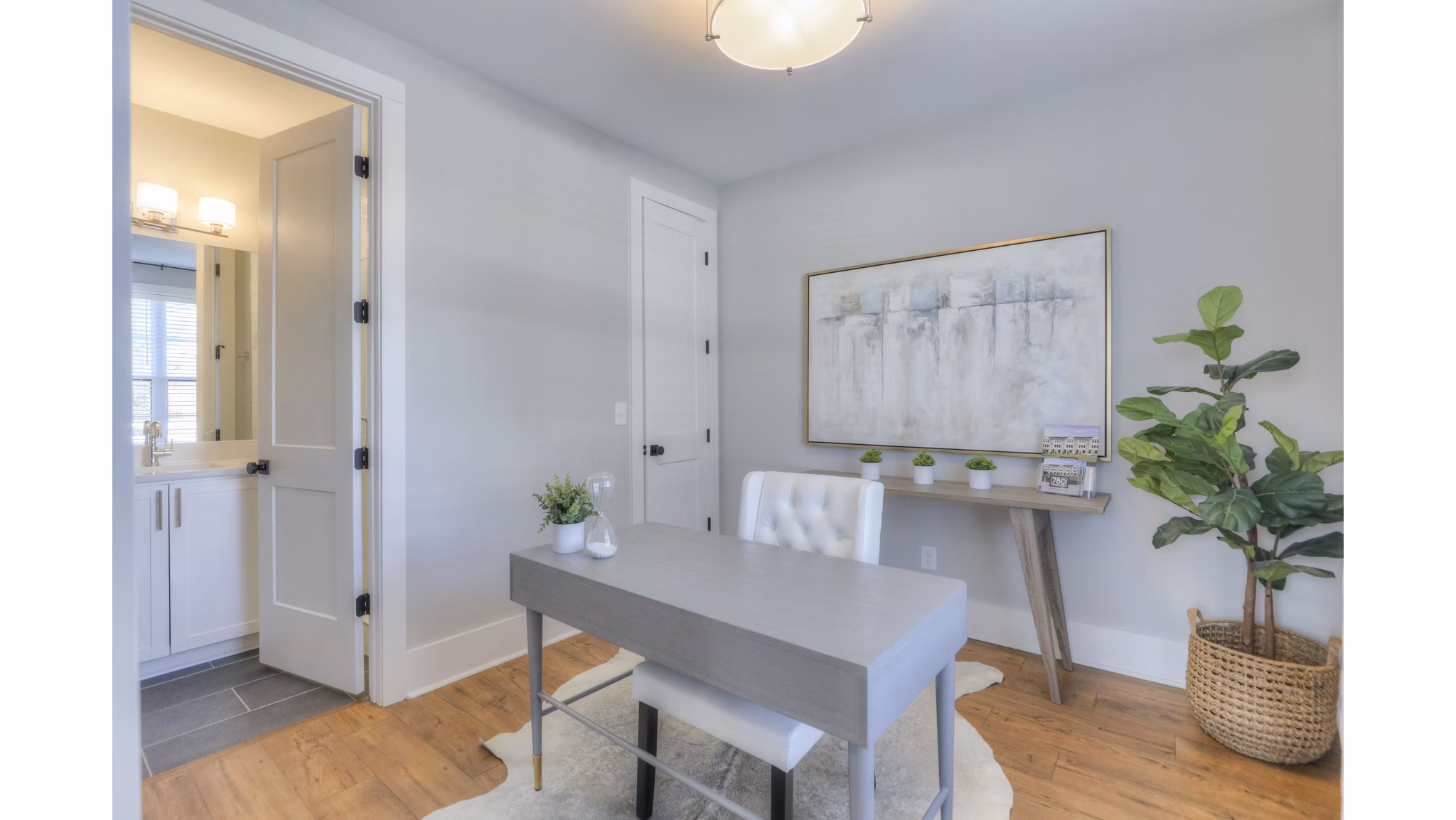 living room at 780 Townhomes Apartments