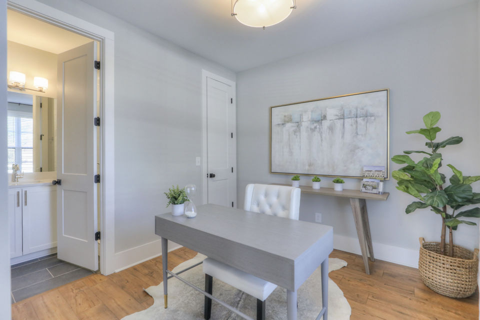 living room at 780 Townhomes Apartments