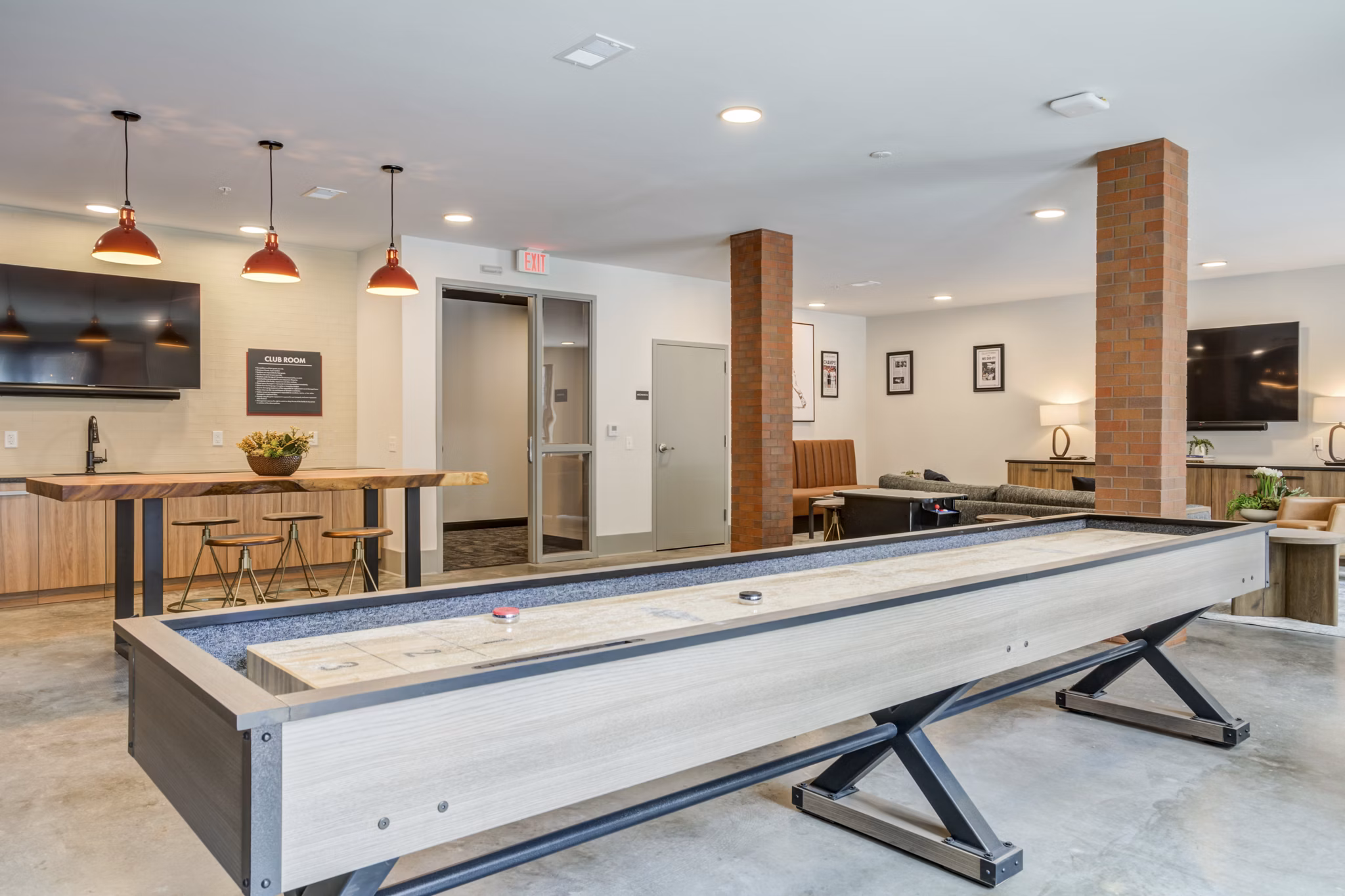 clubhouse at 11th & Spruce Apartments