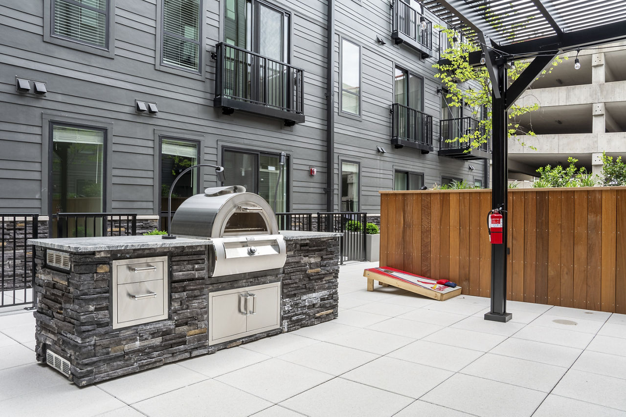 Grill area at 11Th Spruce St Louis (2 of 2)