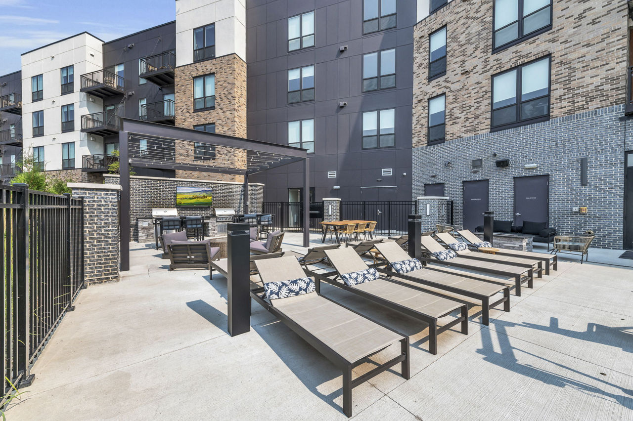 Grill area at Darby At Briarcliff (1 of 4)