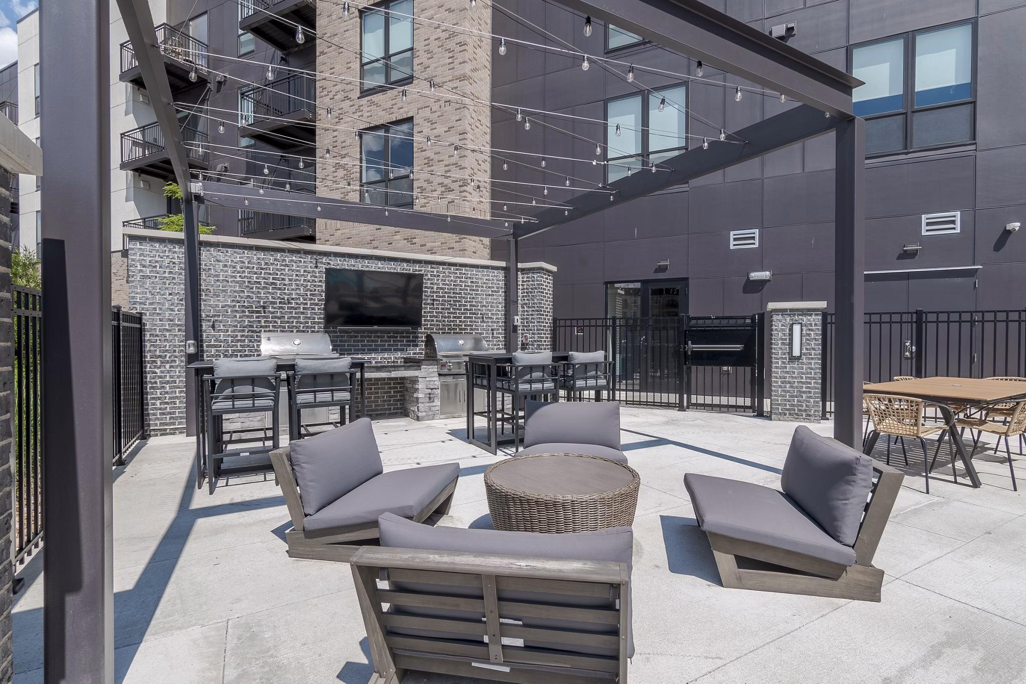 patio at Darby at Briarcliff Apartments