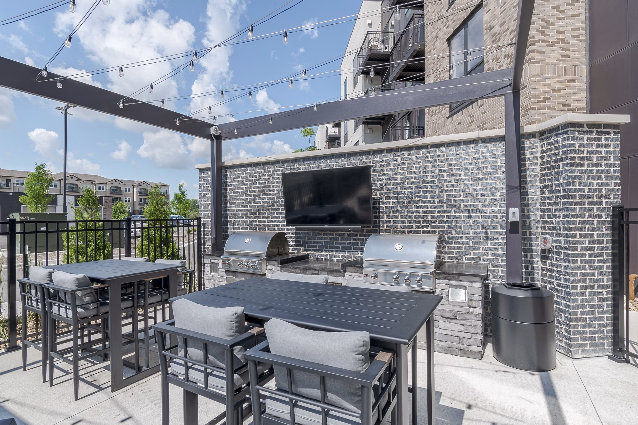 patio at Darby at Briarcliff Apartments