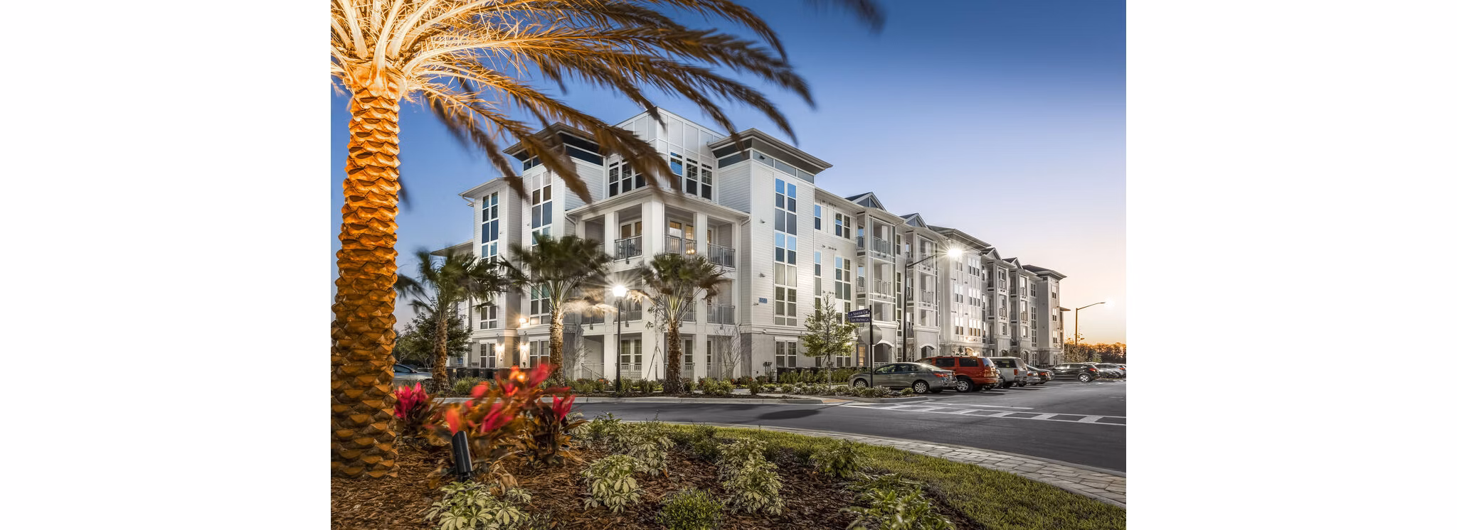 building/exterior at Magnolia Square Apartments