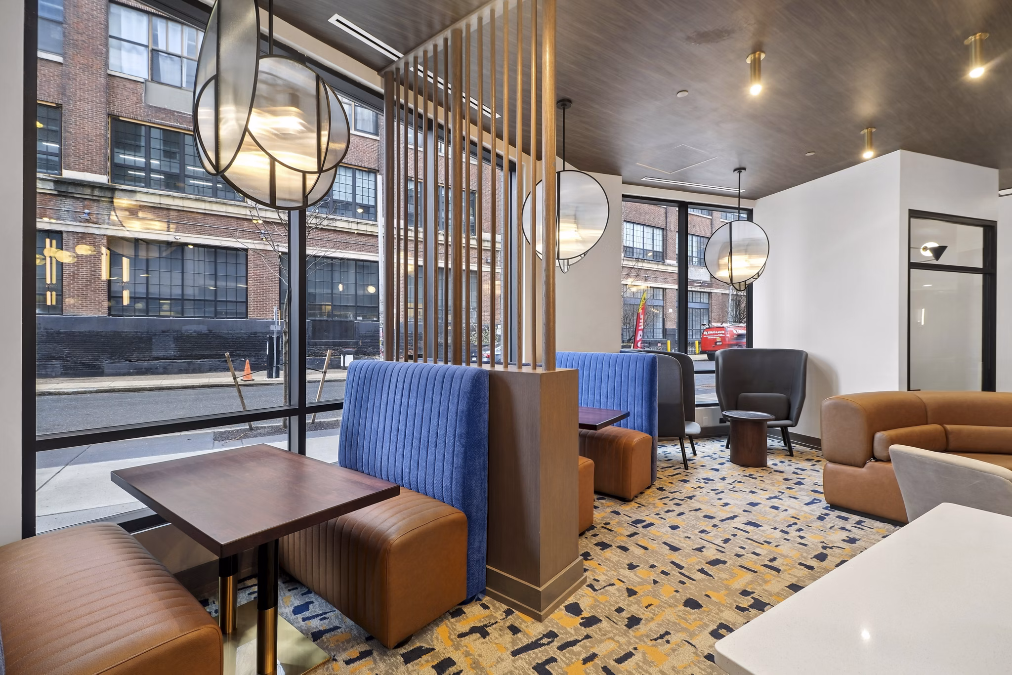 clubhouse at Via Callowhill Apartments