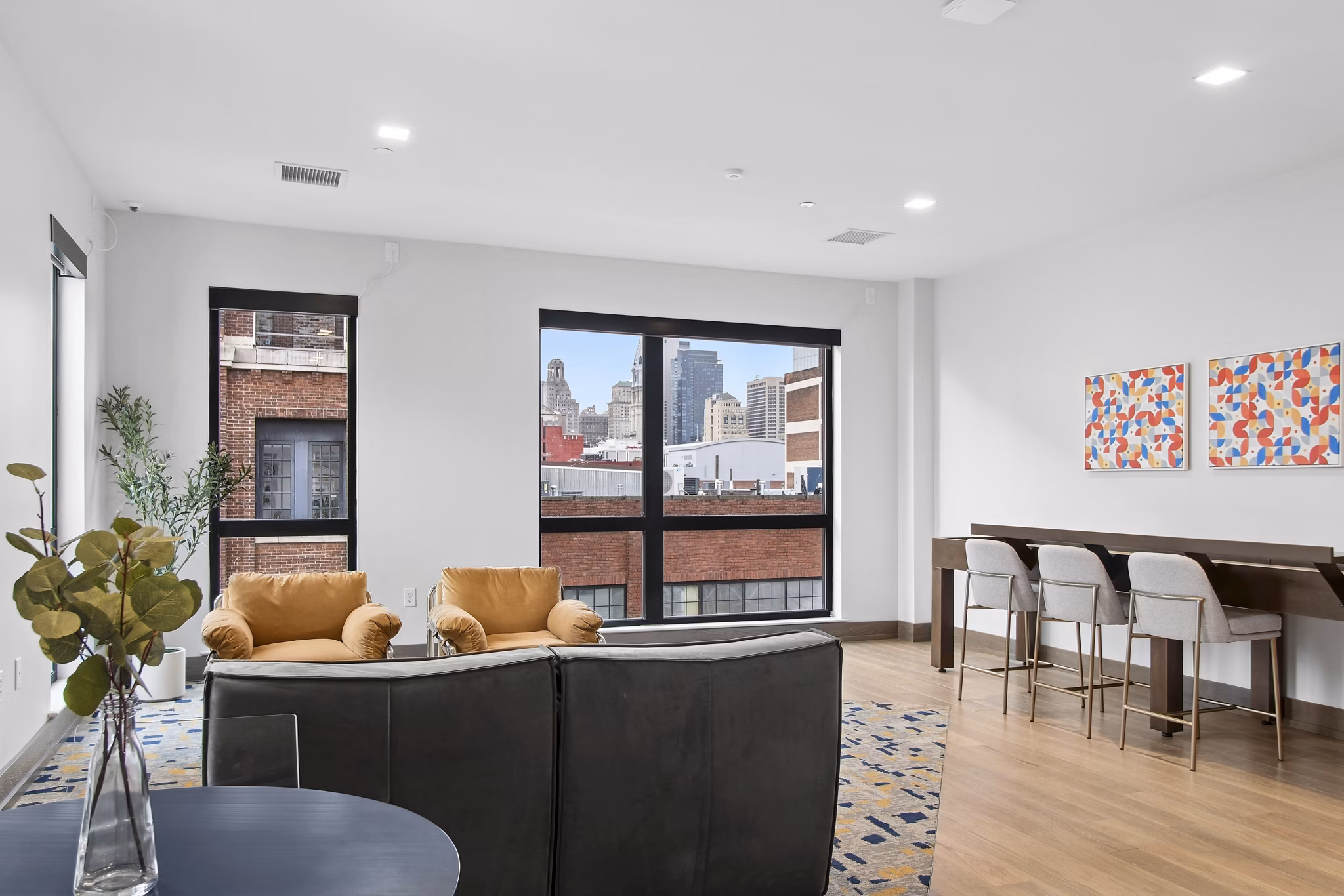 clubhouse at Via Callowhill Apartments