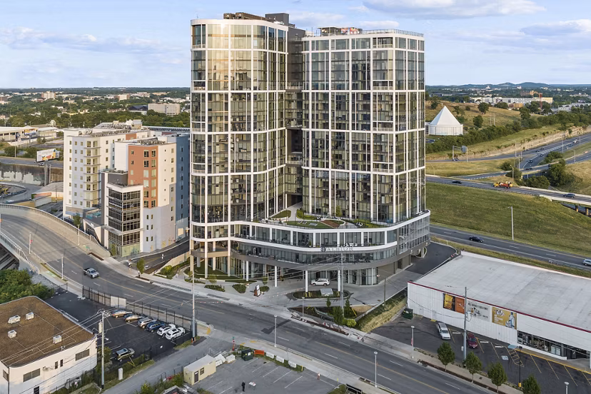building at Albion in the Gulch Apartments