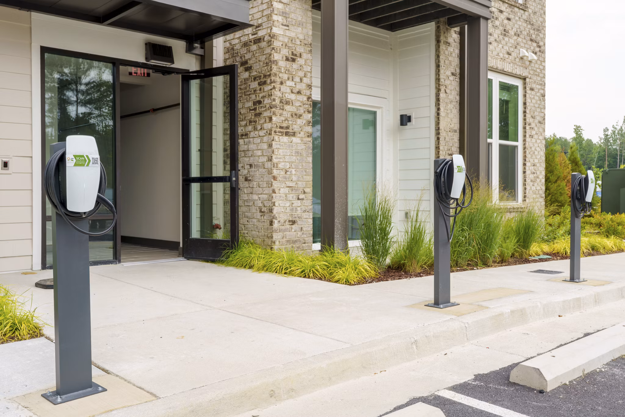 exterior at The Signal at Medallion Park Apartments