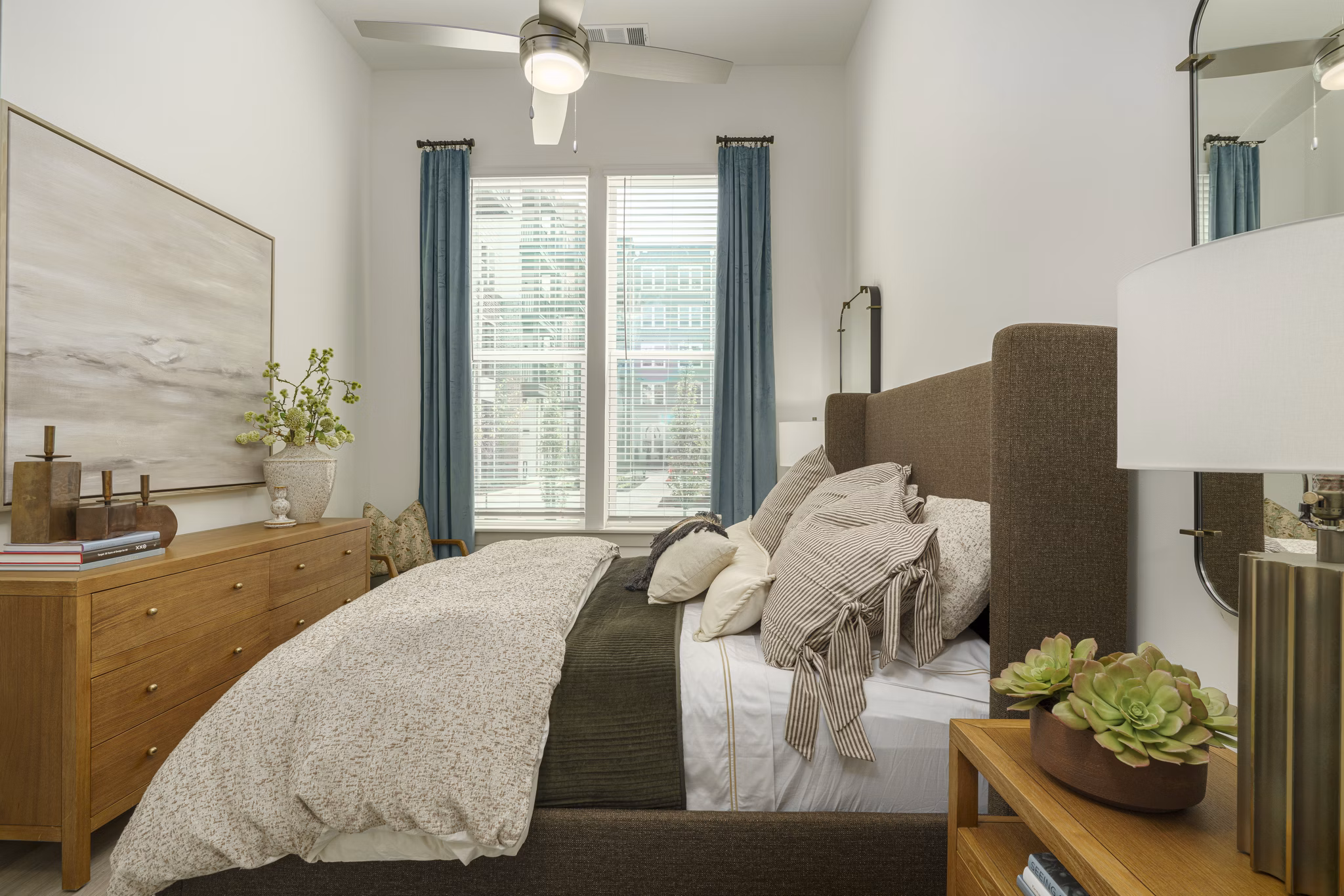 bedroom at Signal at Medallion Park Apartments